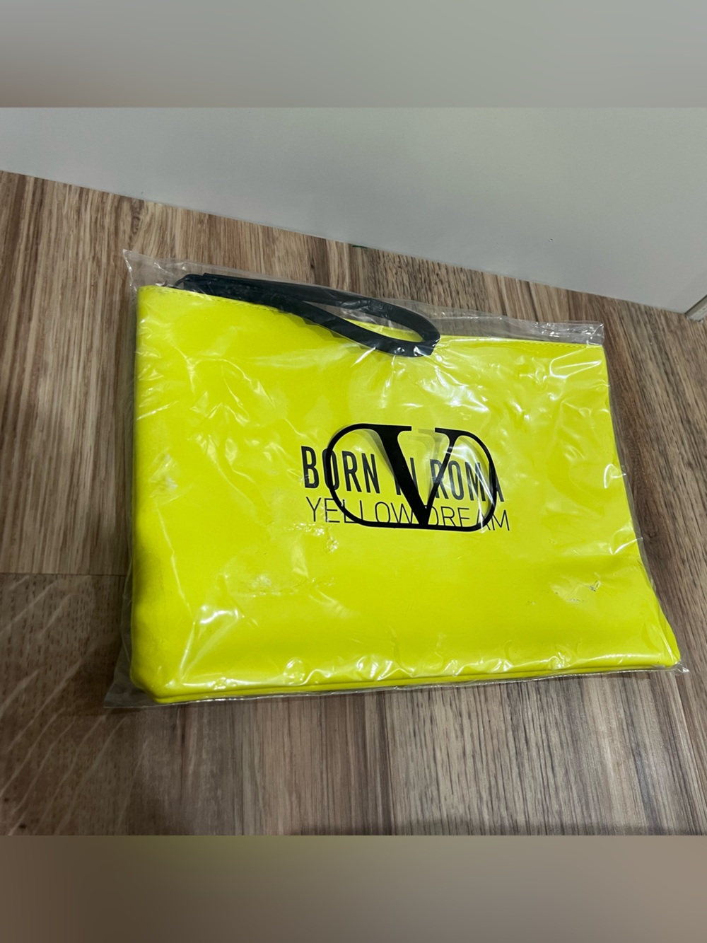 Valentino Cosmetics Bag and Valentino Rock ‘n Rose Perfume Bundle